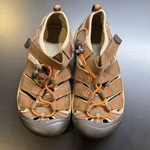 Kids KEEN Seacamp II CNX Closed Toe Sandals - Brown & Orange - Size 5